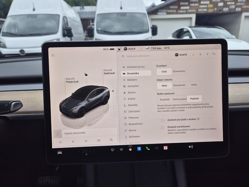 Tesla Model Y LONGE RANGE DUAL MOTOR SOH 87% - fotka 22 z 50