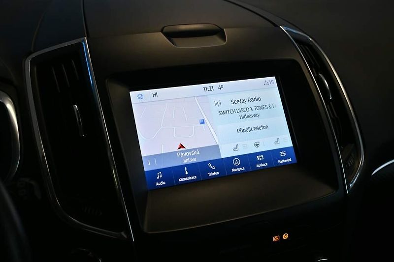 Ford S-MAX (2022) 2.0 TITANIUM Kamera Tažné 8 Ko - fotka 16 z 32