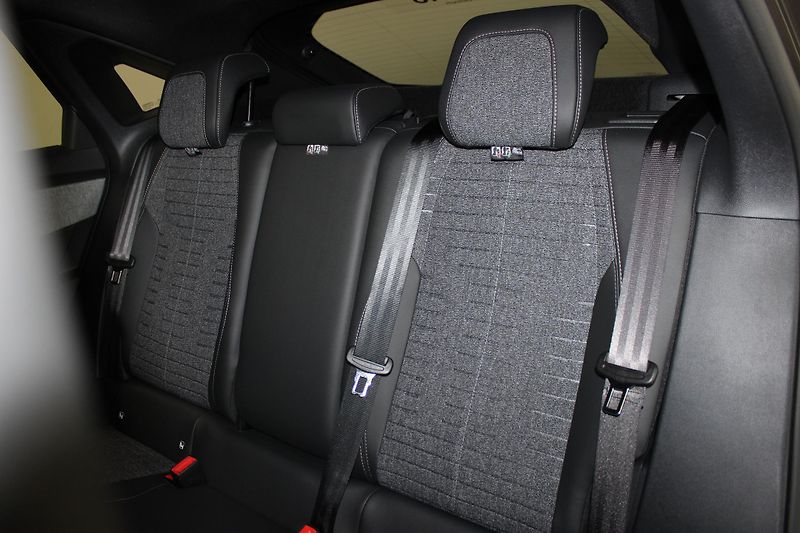 Peugeot 3008 (2026) 3008 ALLURE Hybrid 145 e-DCS6 - fotka 20 z 20