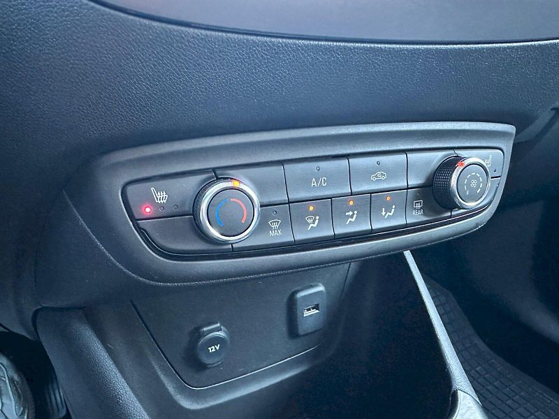 Opel Crossland X (2024) 1.2 TSI / 81 kW Innovation - fotka 17 z 22