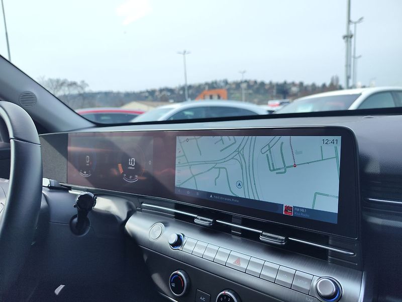 Hyundai Kona 1.0 T-GDi/88kW Comfort Club - fotka 16 z 33