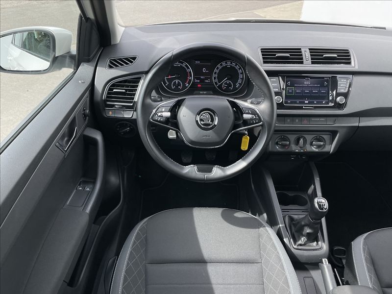 Škoda Fabia 1,0 TSI Combi Ambition Plus - fotka 7 z 23