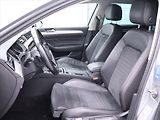 Volkswagen Passat 2,0 TDI 140kW DSG Elegance DPH - náhled 12