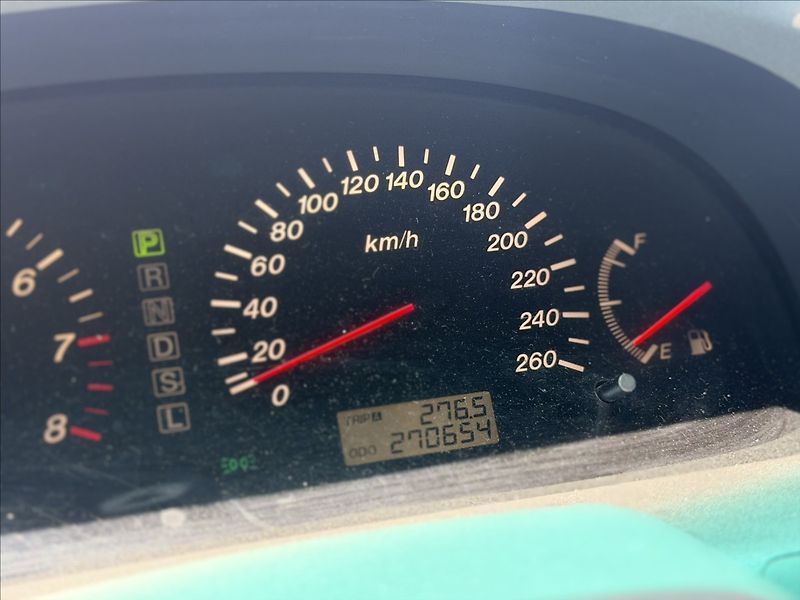 Mazda Xedos 2,5 V6 120kW automat - fotka 25 z 26