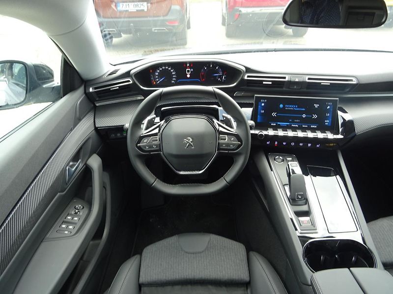 Peugeot 508 (2023) SW ALLURE PACK 1.5 130k EAT8 - fotka 23 z 50