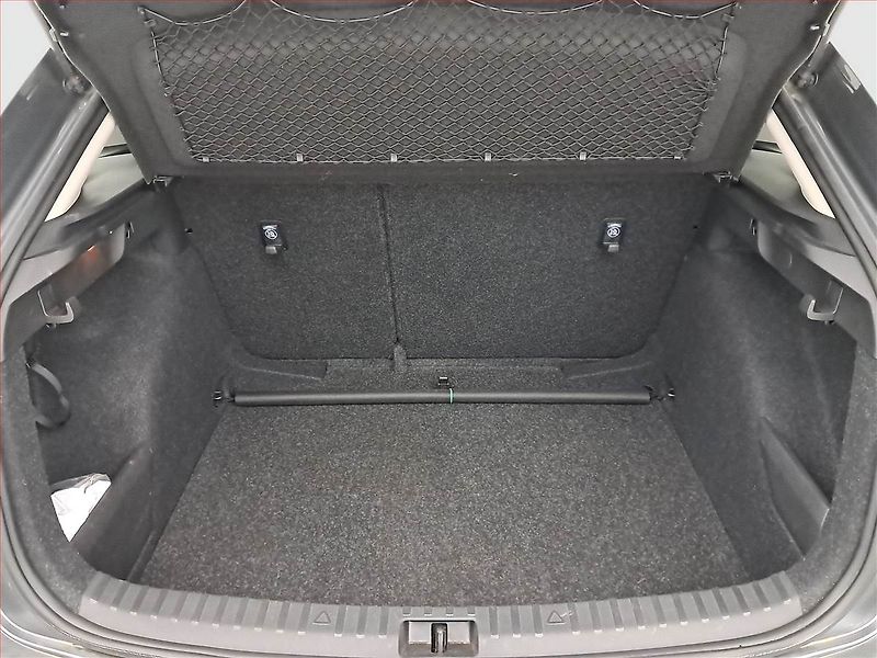 Škoda Scala (2023) 1.5 TSI, Serv.kniha, Tempomat - fotka 13 z 16