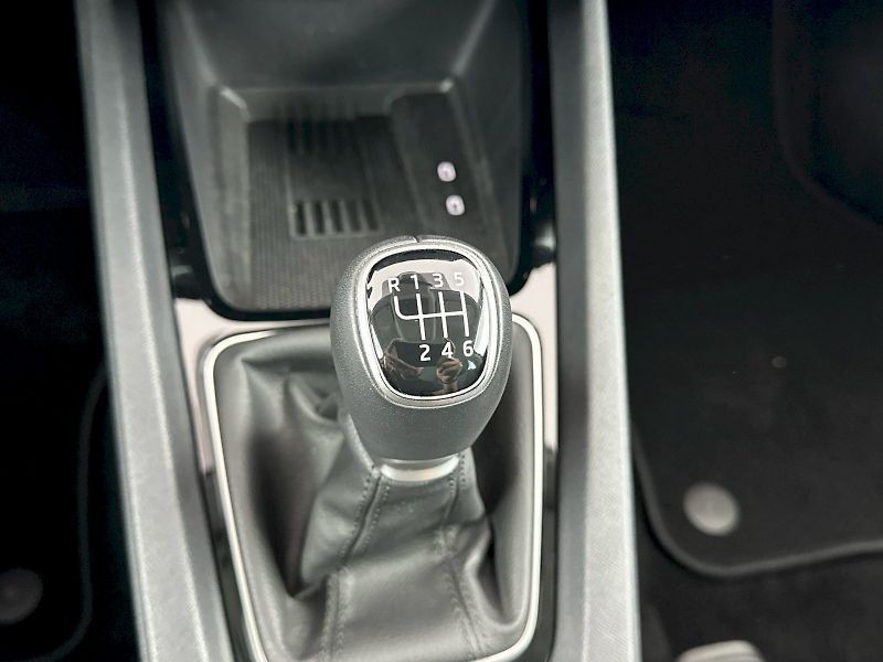 Škoda Octavia (2025) Combi 1.5TSI 110kW Top Selecti - fotka 24 z 33