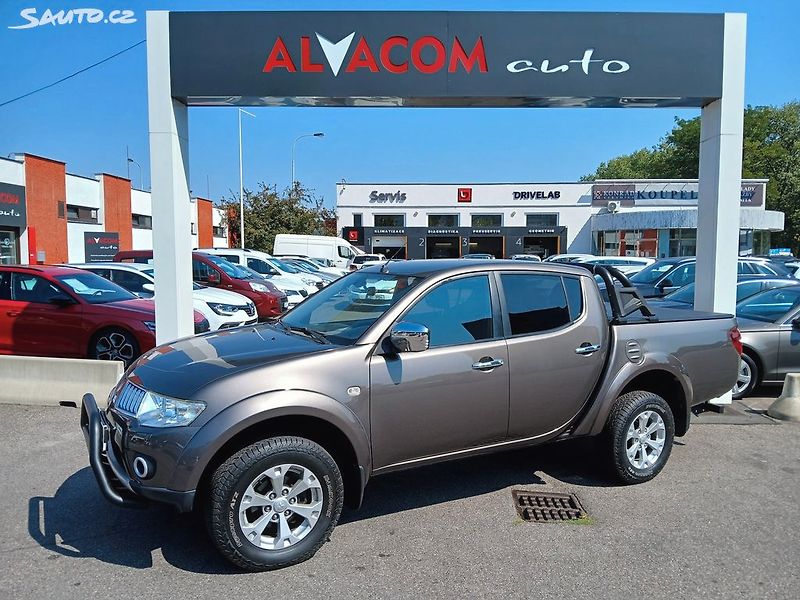 Mitsubishi L200 2,5 DI-D 131kW 4WD - fotka 28 z 28