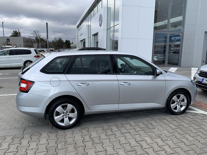 Škoda Fabia (2017) III 1.0 55kw Style Combi 1 MAJ - fotka 37 z 38