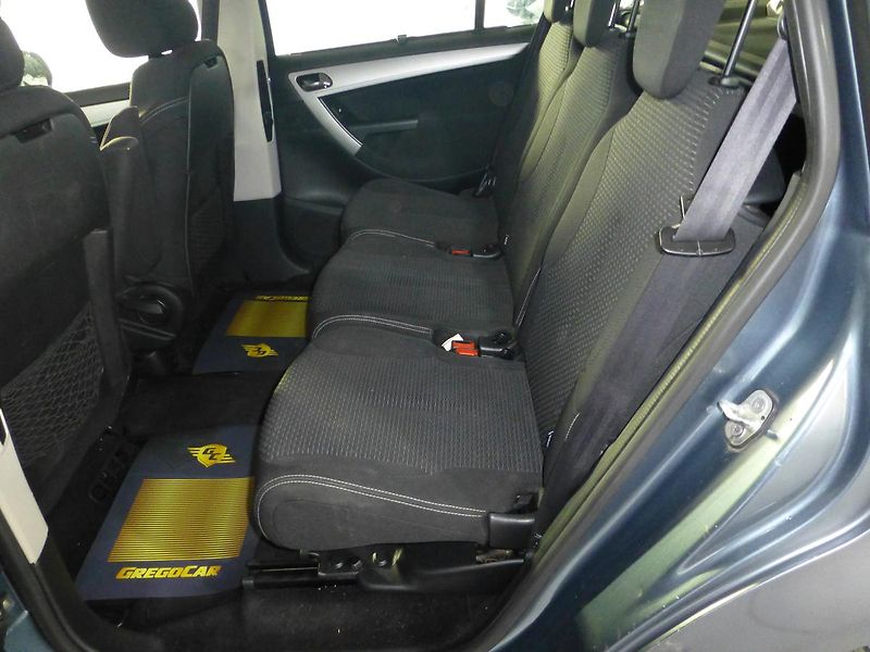 Citroën Grand C4 Picasso (2009) 1,6HDI**KLIMATIZACE***7 MÍST** - fotka 14 z 29