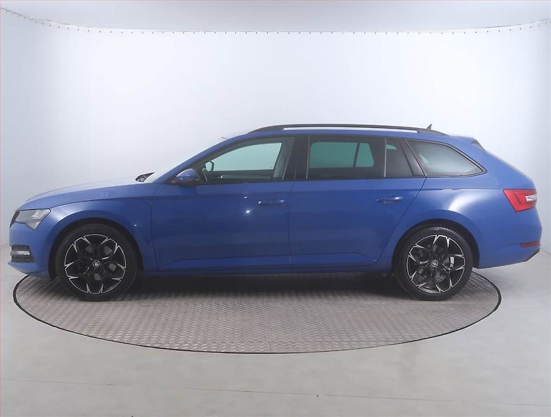 Škoda Superb (2023) Style 2.0 TDI - fotka 3 z 17