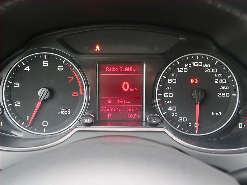Audi Q5 (2009) 2.0 TFSI, 4X4, Automat - fotka 11 z 17