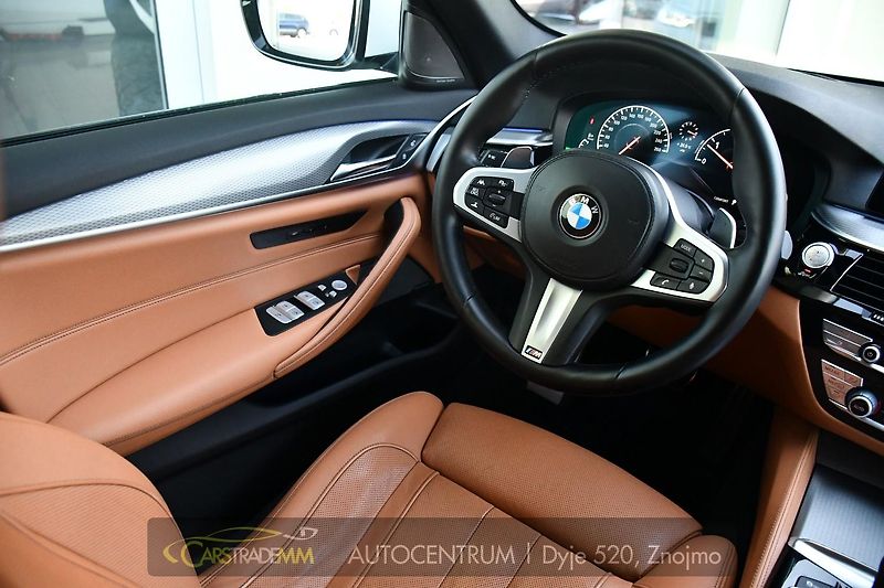 BMW Řada 5 530xD M-SPORT H&K HUD ACC PANO - fotka 19 z 51