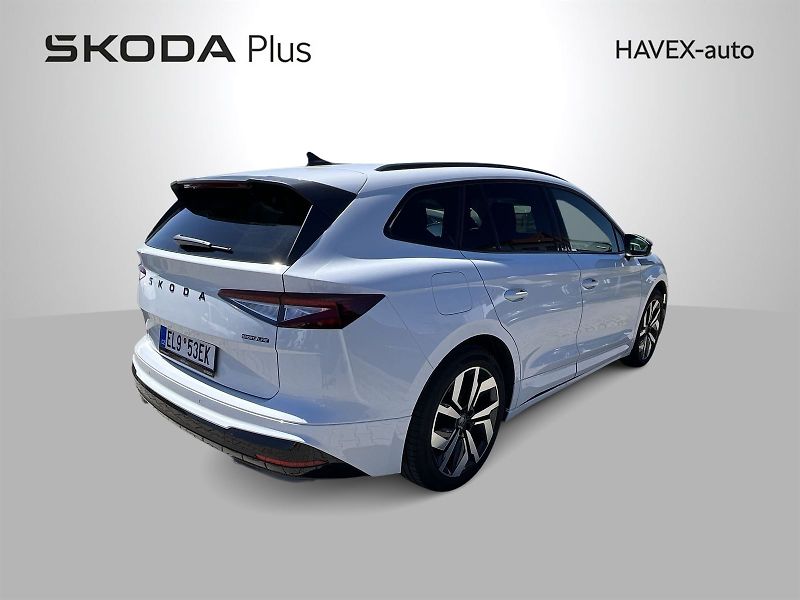 Škoda Enyaq (2025) 82 kWh 210kW Sportline 85 - fotka 7 z 27