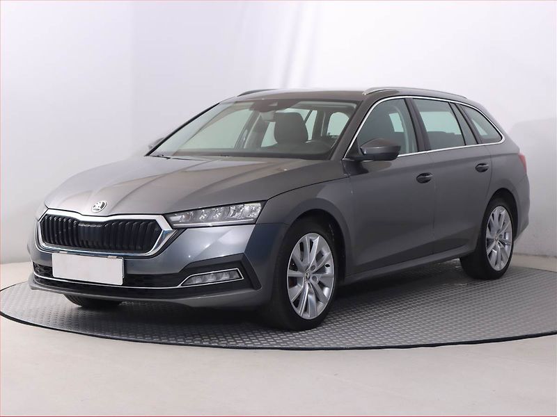 Škoda Octavia (2022) Style 2.0 TDI, Automat - fotka 2 z 29