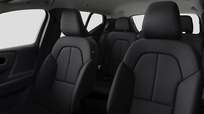 Volvo XC40 (2026) B3 AUT ESSENTIAL - fotka 11 z 12