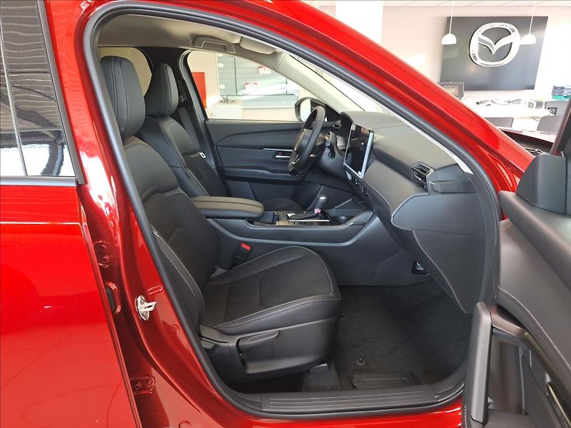 Mazda CX-5 (2026) 2,5 G 141ps 6AT AWD Centre-Lin - fotka 6 z 13
