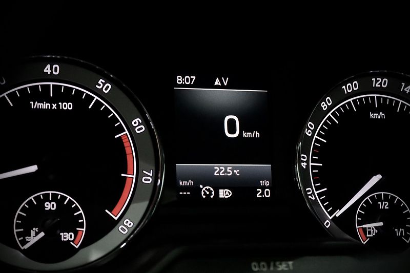 Škoda Octavia 3 FL Combi 1.4 TSI 110 kW - fotka 25 z 37