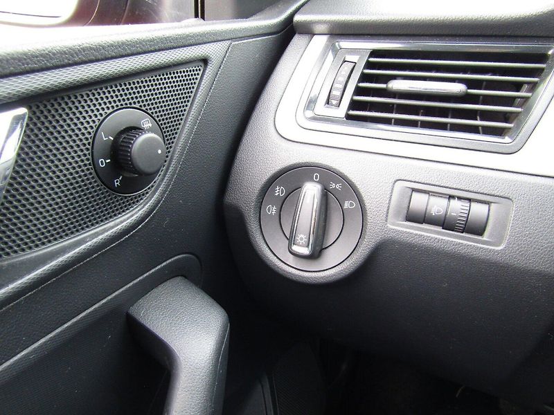 Škoda Rapid (2016) 1.4 TDI 66kW 5dv - fotka 30 z 43