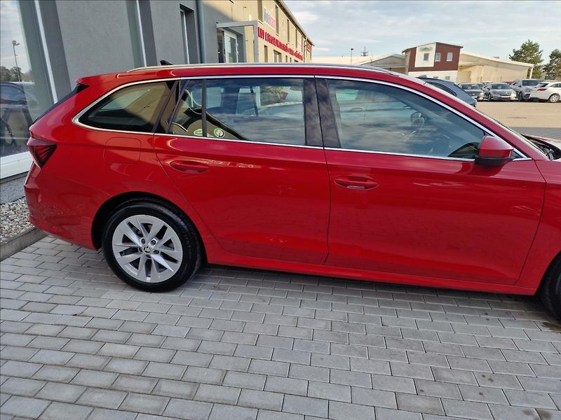 Škoda Octavia 2.0TDI Style Combi,ČR,1.Maj. - fotka 42 z 49