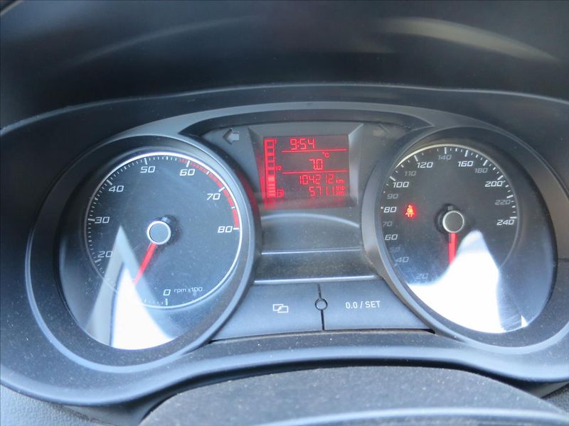 Seat Ibiza 1,4 - fotka 9 z 20