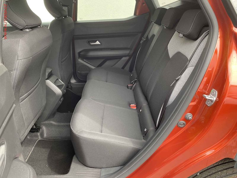 Dacia Duster (2026) 1.2 TCe, 1.maj,ČR, Journey - fotka 10 z 19