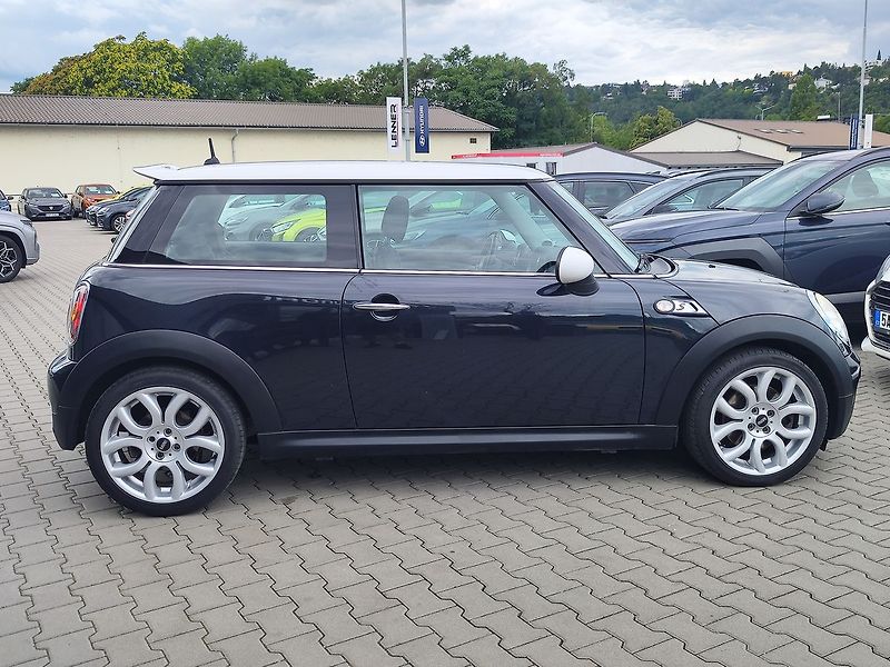 Mini Cooper S 1.6/141kW John Cooper Works - fotka 4 z 25