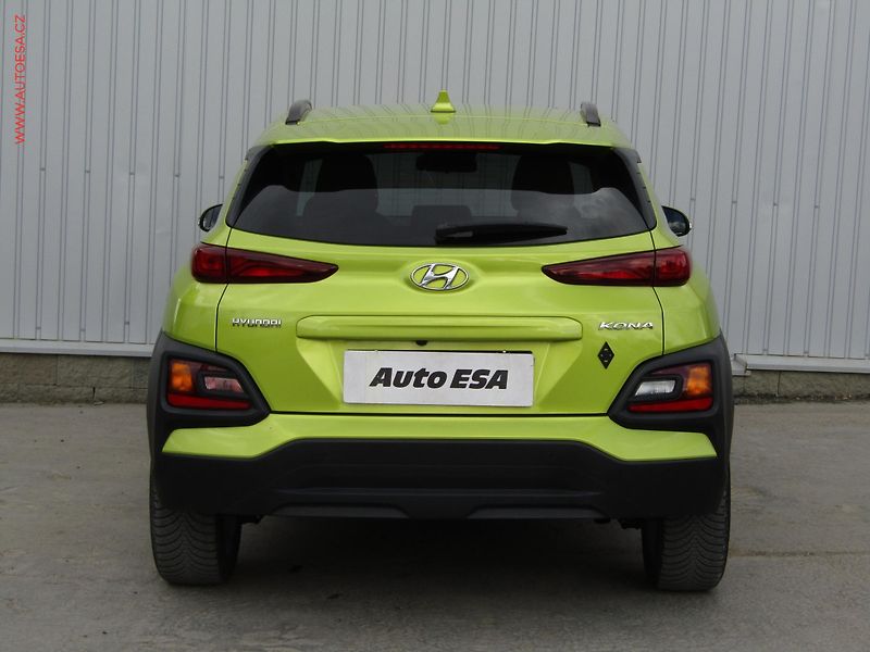 Hyundai Kona (2020) 1.0 T-GDi, AC, navi, park - fotka 5 z 18