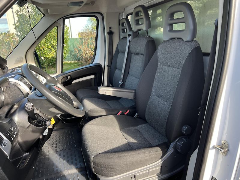 Fiat Ducato 2.3,118kw,8p,čelo,klima,temp. - fotka 22 z 42