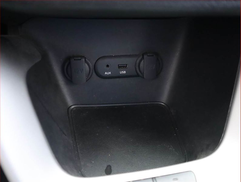 Kia Ceed (2015) Silver 1.6 GDI, Tempomat - fotka 18 z 18