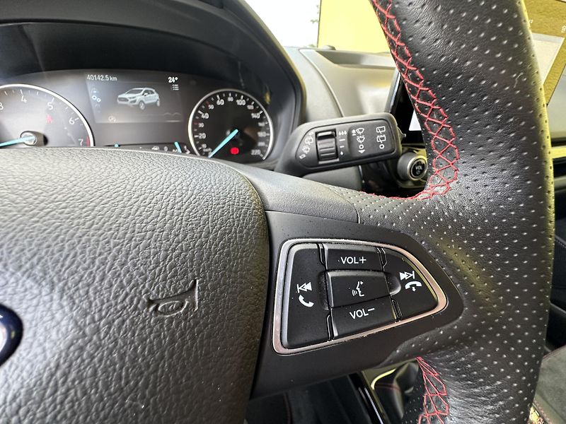 Ford EcoSport (2022) 1.0/92kW * ST-Line * Xenon - fotka 13 z 41