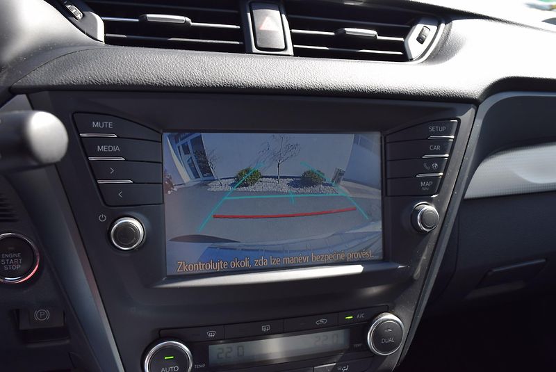 Toyota Avensis (2018) 1.8VVTI 108kw TEAM D XEN NAVI - fotka 27 z 50