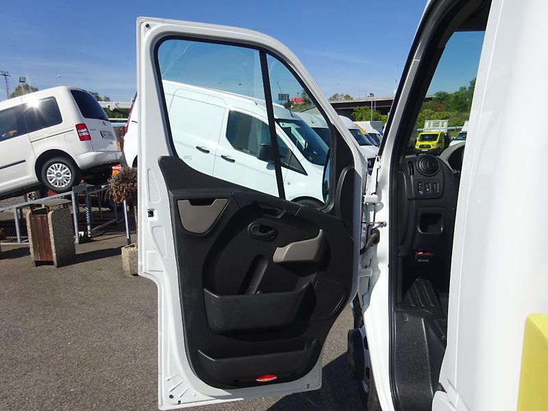 Renault Master (2012) 2.3 DCI odtahovka - fotka 68 z 68