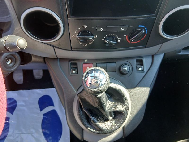 Citroën Berlingo 1.6 HDI, ALU - fotka 20 z 31