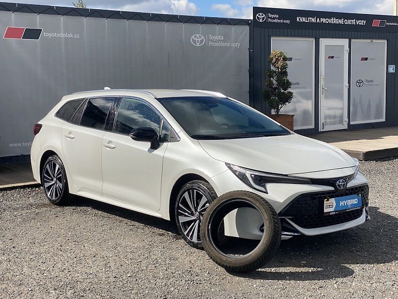 Toyota Corolla 2.0HEV, ČR, Style, DPH - fotka 1 z 15