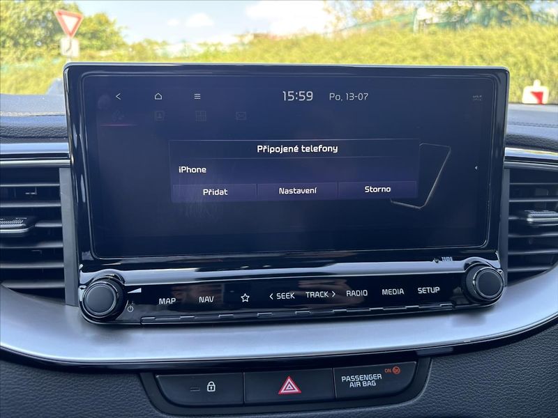 Kia Ceed 1,5 AT GT Line ZÁRUKA TÁŽNÉ - fotka 27 z 47