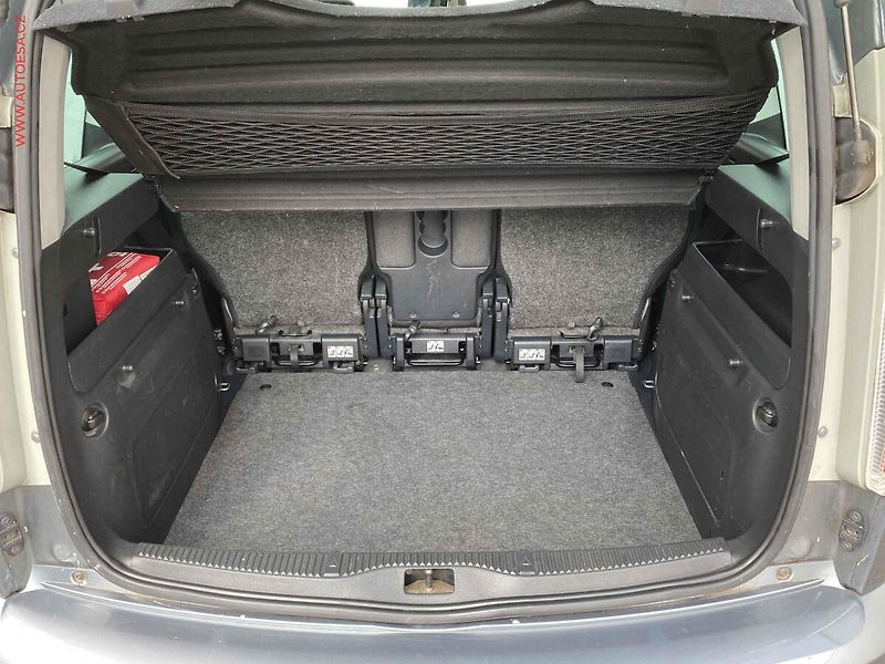 Škoda Roomster (2012) 1.2 TSi, Family, DSG - fotka 7 z 16