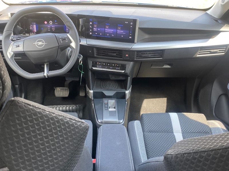 Opel Frontera (2025) GS ELECTRIC (113k) AT (44kWh) - fotka 12 z 28