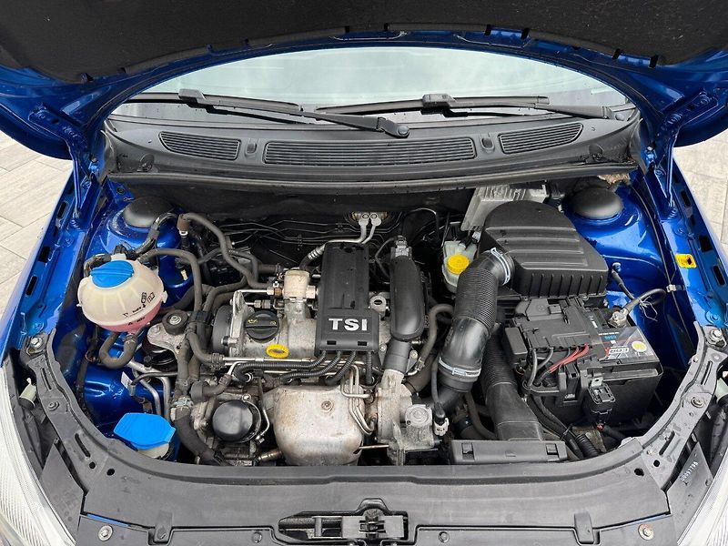 Škoda Fabia (2014) Elegance 1.2 TSI 63kW - fotka 28 z 29