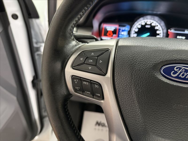 Ford Ranger 3,2   TDCI 4X4 3,5T NOVÝ MOTOR - fotka 11 z 34