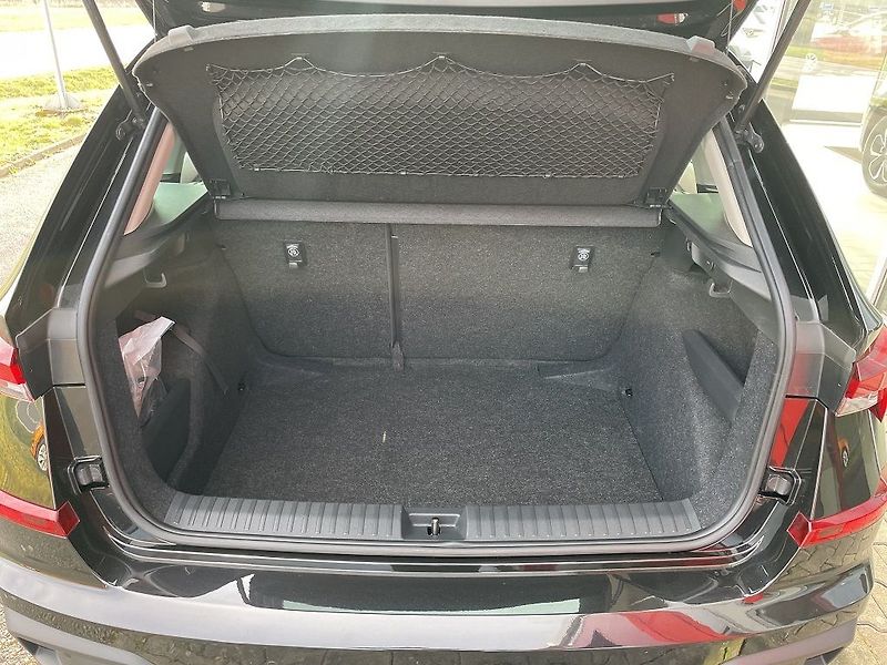 Škoda Kamiq Top Selection 1.0 TSI 85 kW - fotka 11 z 11