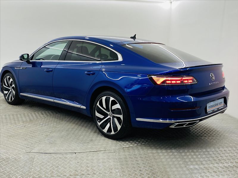 Volkswagen Arteon 2,0 TDi 147kW DSG R-LINE - fotka 26 z 28