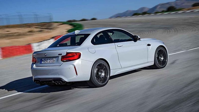 BMW M2 Competition.