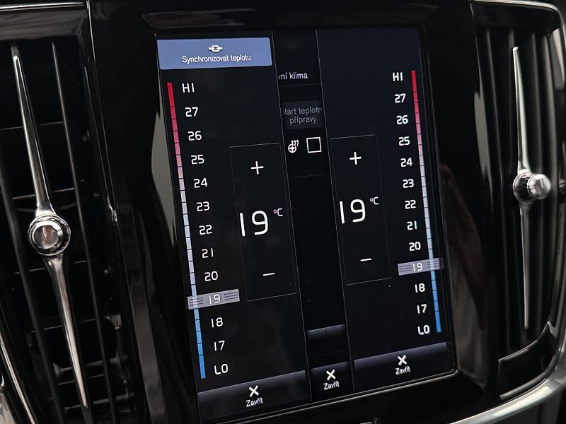 Volvo V90 T6 AWD INSCRIPTION CZ 1.maj - fotka 49 z 54