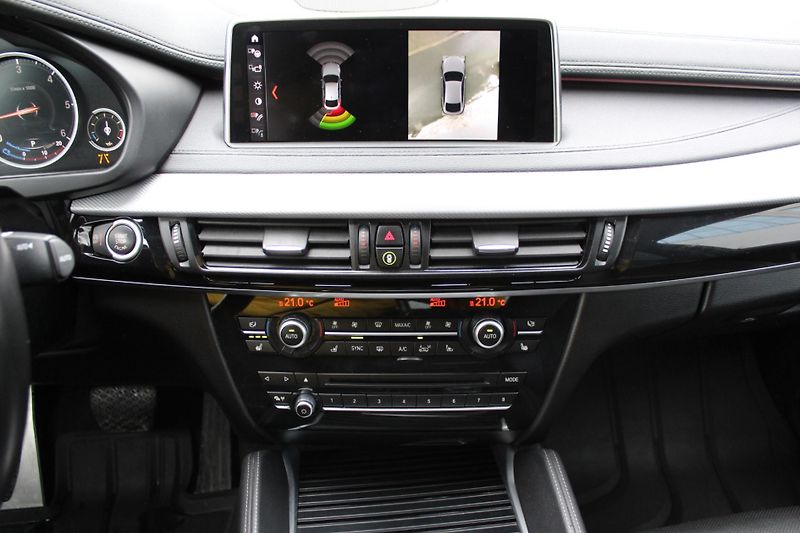BMW X6 xDrive30d Mpaket  - fotka 5 z 27