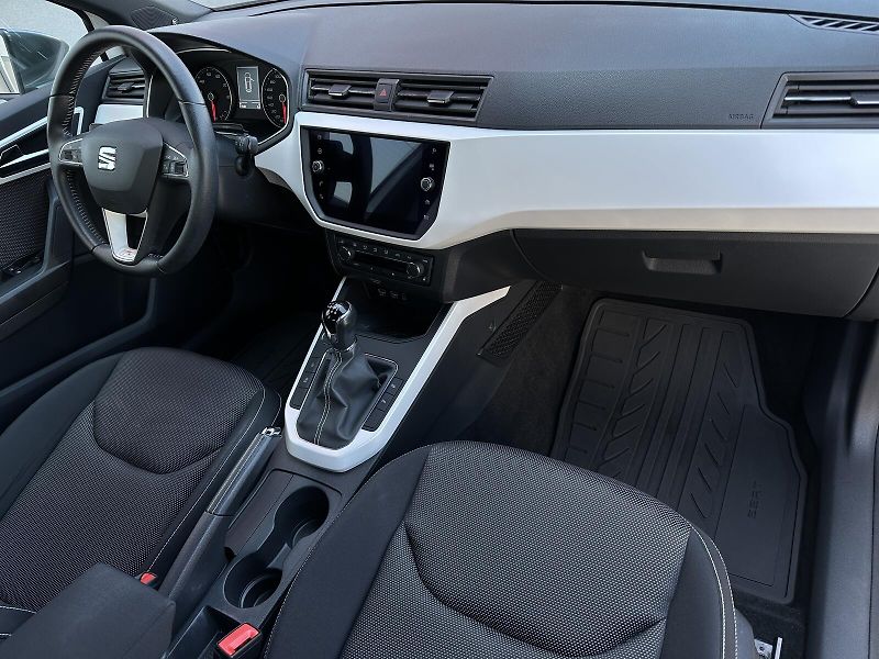 Seat Arona Color Concept 1.0TSi Xcellence - fotka 37 z 39