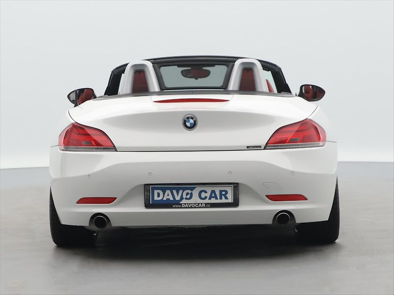 BMW Z4 3,0 i 225kW sDrive 35i CZ - fotka 14 z 39