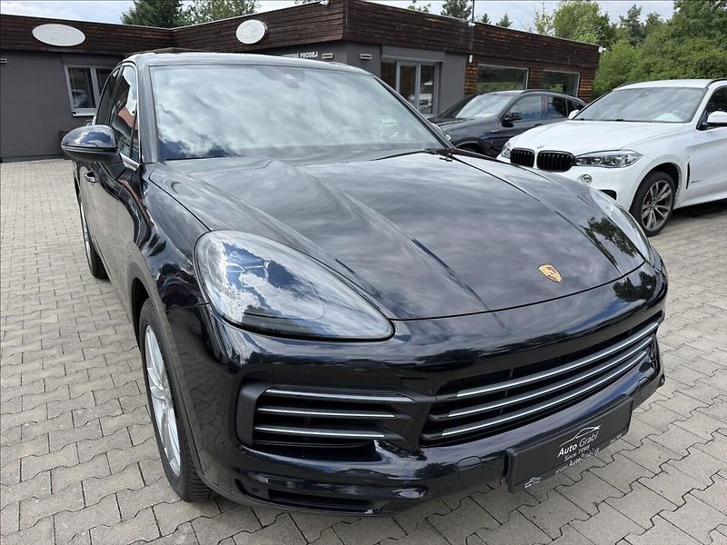 Porsche Cayenne 3.0 V6 Vzduch - fotka 3 z 26