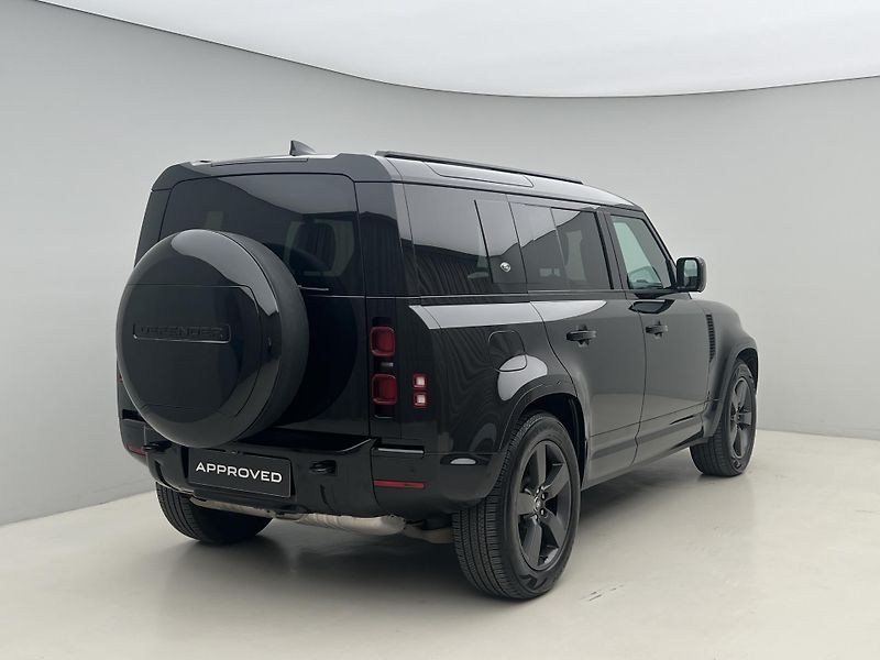 Land Rover Defender 110 D300 HSE AUT CZ - fotka 13 z 51