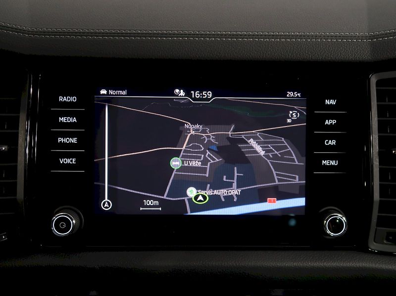 Škoda Kodiaq (2023) SPORTLINE 2.0TDI 147KW 4x4 DSG - fotka 31 z 45